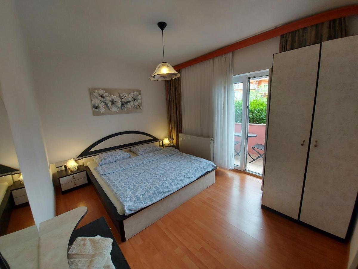 Apartments & Rooms Nensi Baška Esterno foto