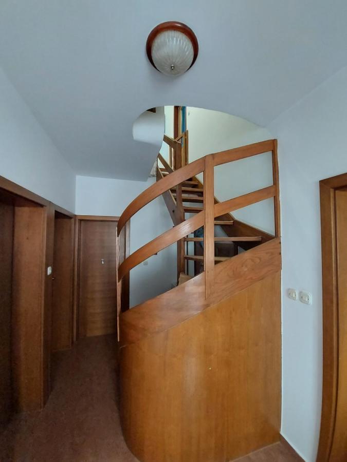 Apartments & Rooms Nensi Baška Esterno foto
